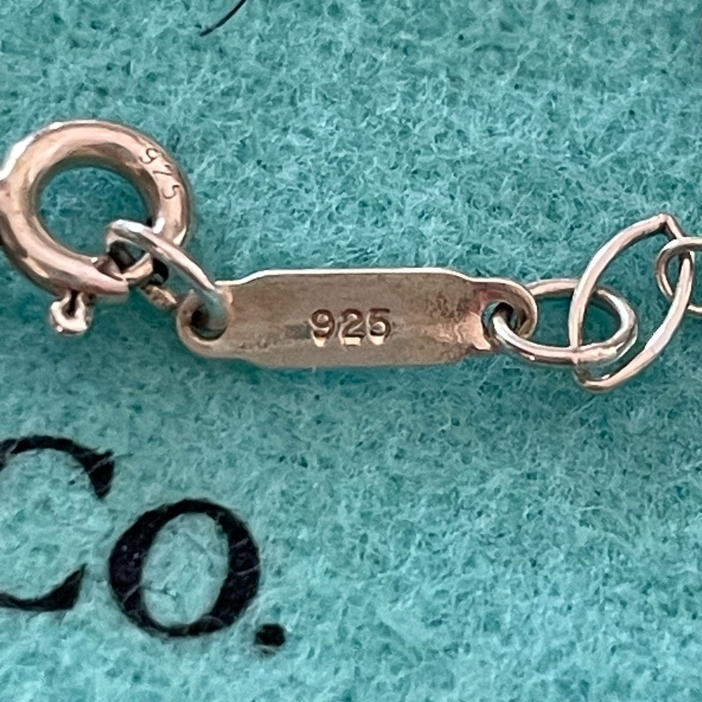 Tiffany & Co daisy key necklace‎ - Picture 7 of 9